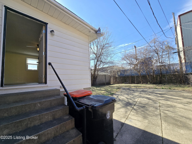 Listing Image 89