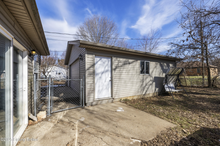Listing Image 30