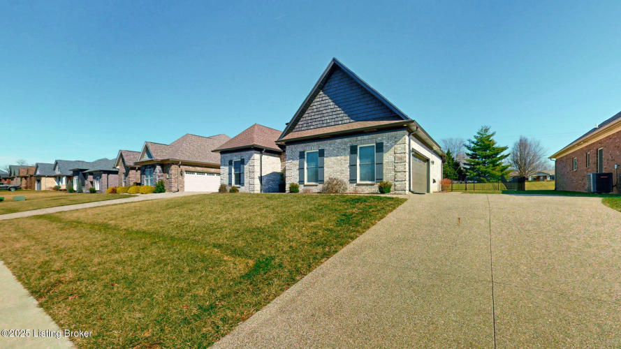 Listing Image 26