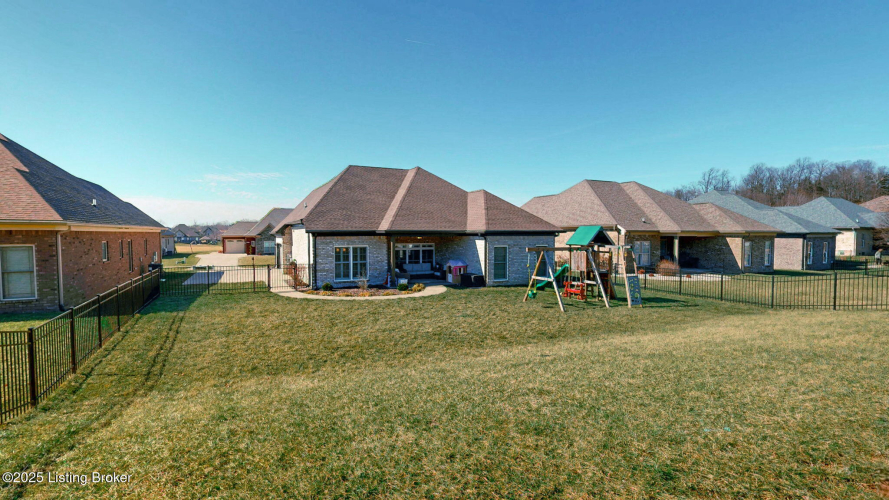 Listing Image 36