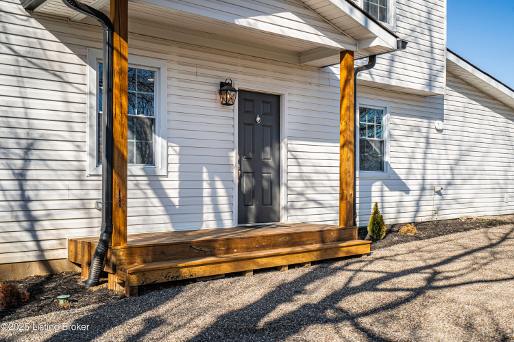 Listing Image 24