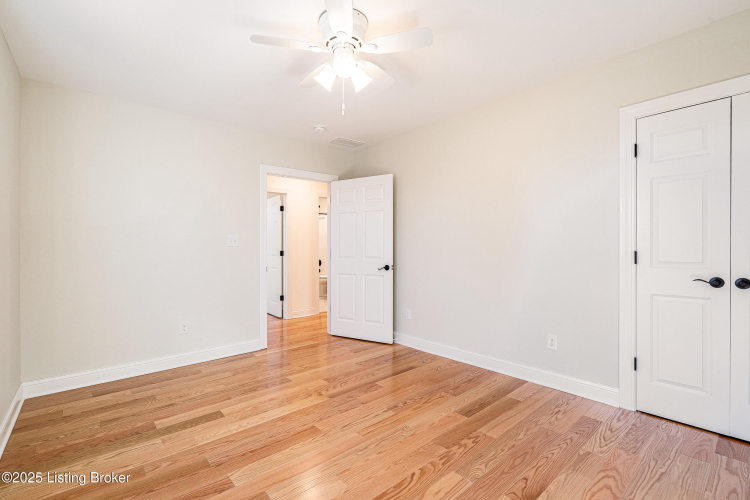 Listing Image 55
