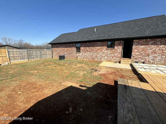 Listing Image 18