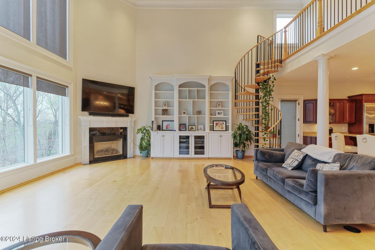 Listing Image 21
