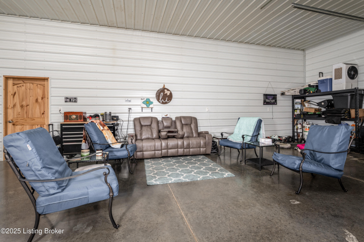 Listing Image 33
