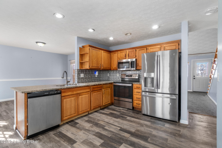 Listing Image 13