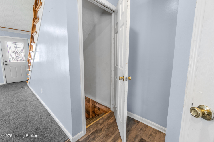 Listing Image 28