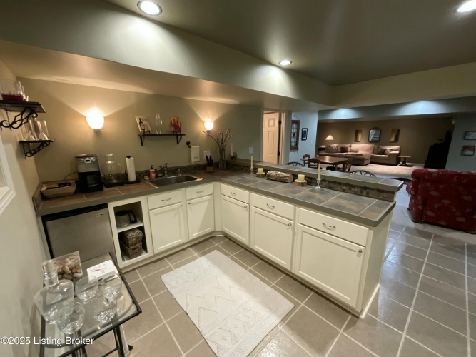 Listing Image 56