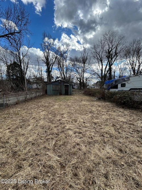 Listing Image 14