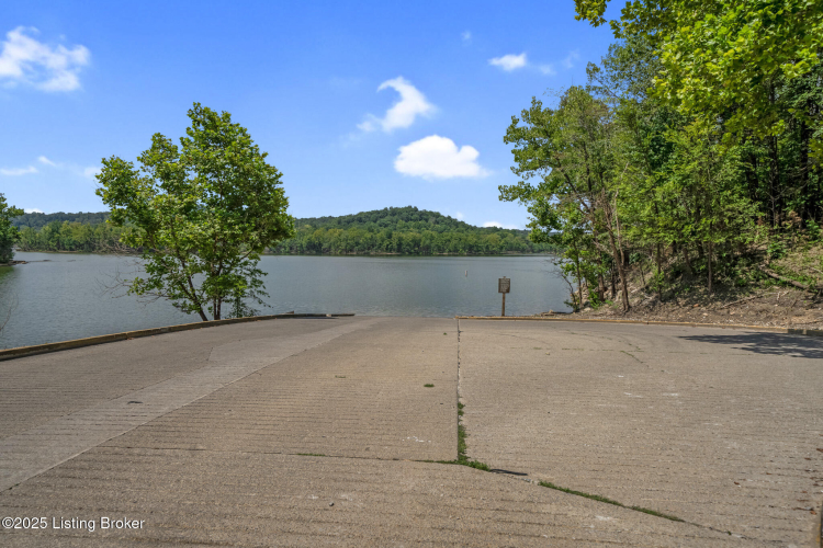 Listing Image 79