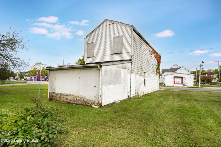 Listing Image 20
