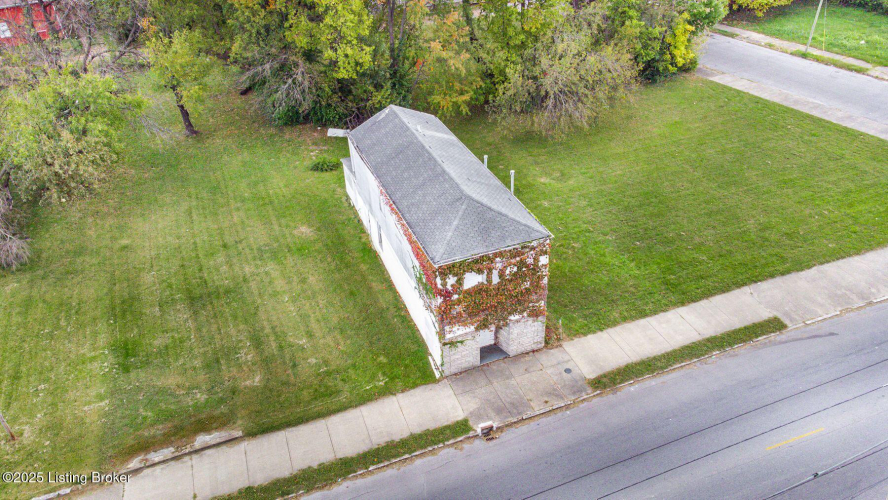 Listing Image 26
