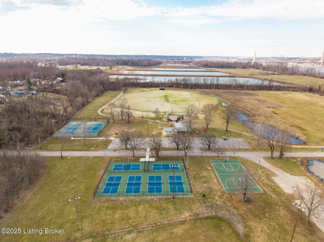 Listing Image 64