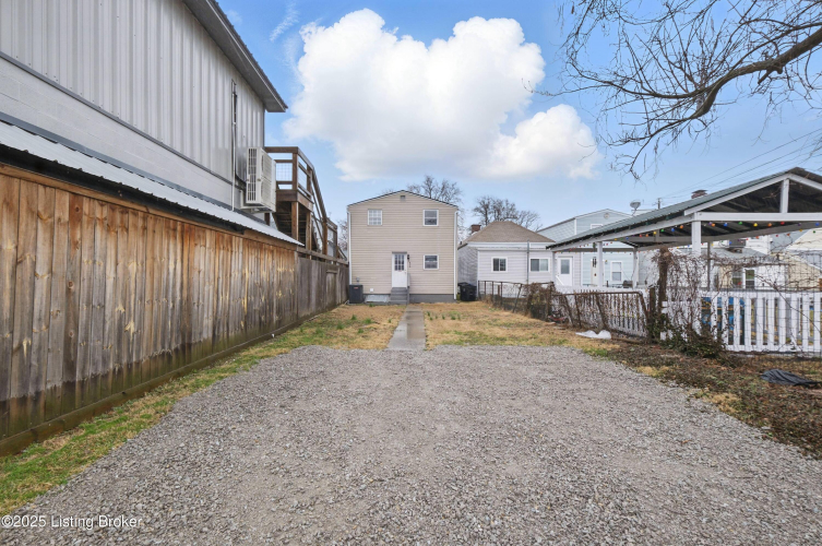 Listing Image 25