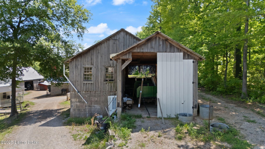 Listing Image 33