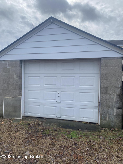 Listing Image 26