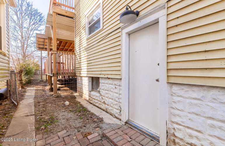 Listing Image 52