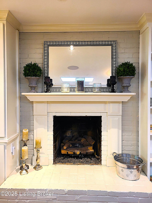 Listing Image 13