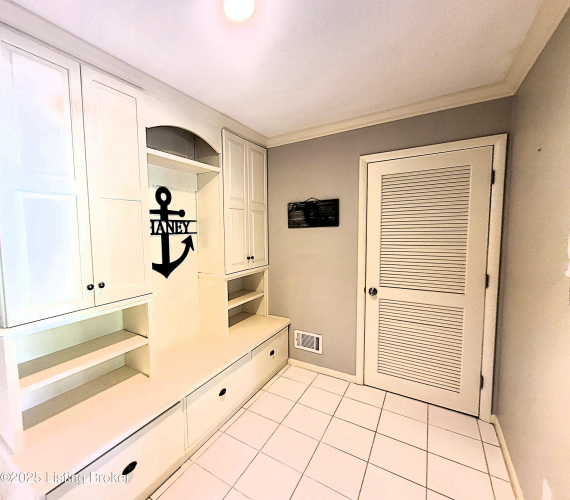 Listing Image 59