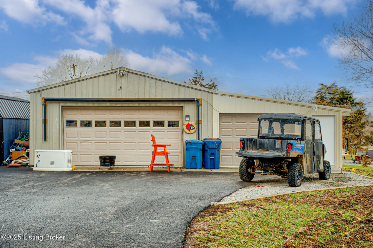 Listing Image 27