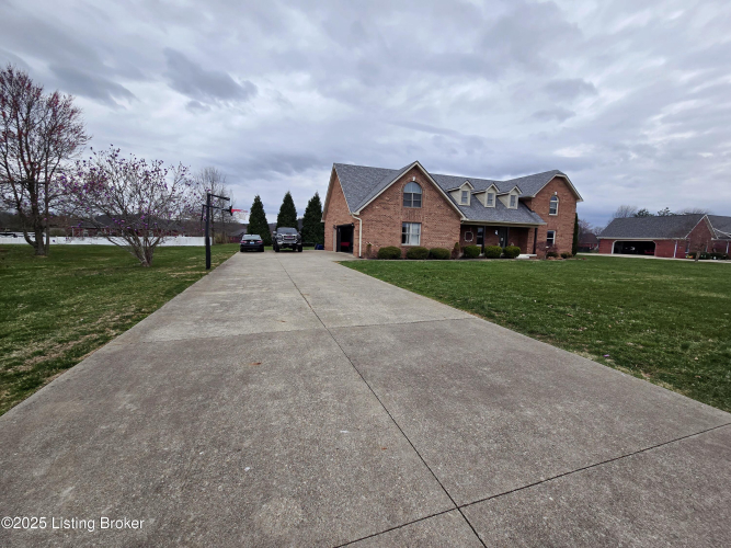 Listing Image 41