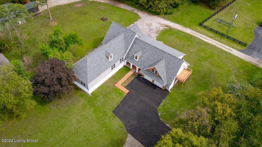 Listing Image 56