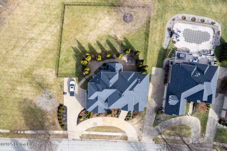 Listing Image 49