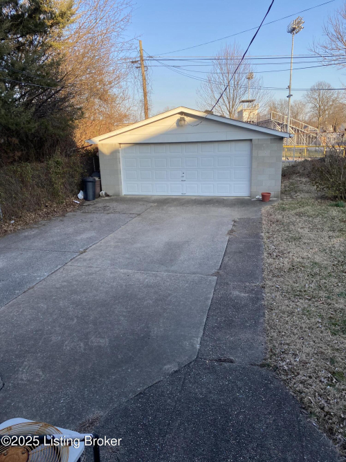 Listing Image 20