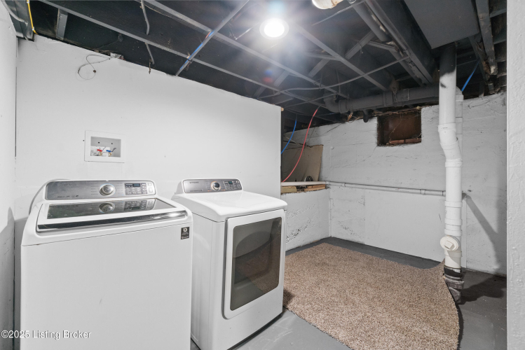 Listing Image 36