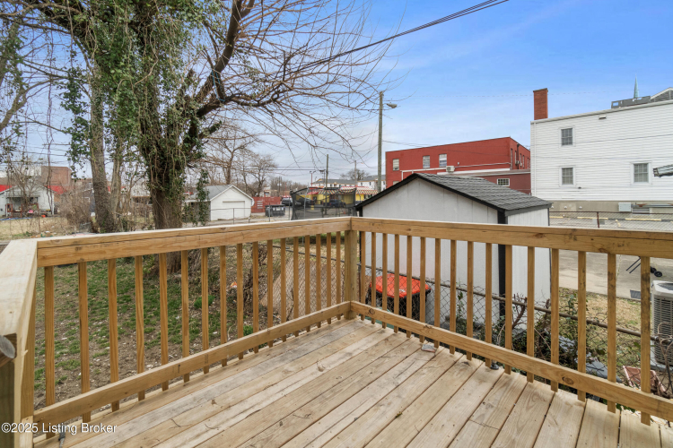 Listing Image 37