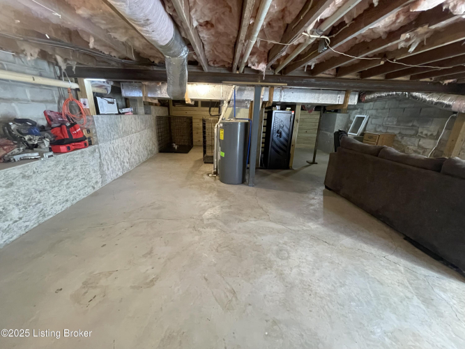 Listing Image 12