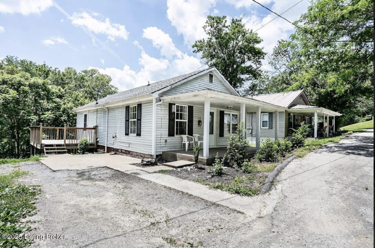 Listing Image 3