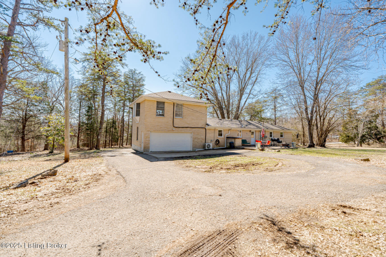 Listing Image 61