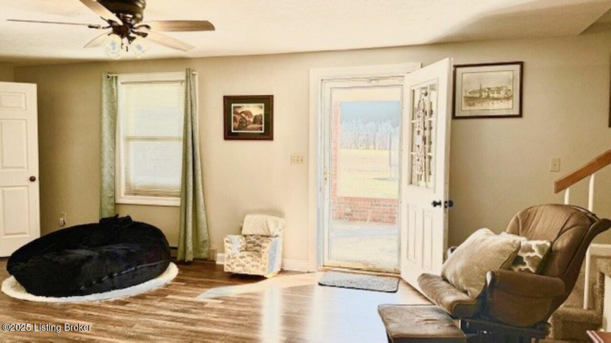 Listing Image 31