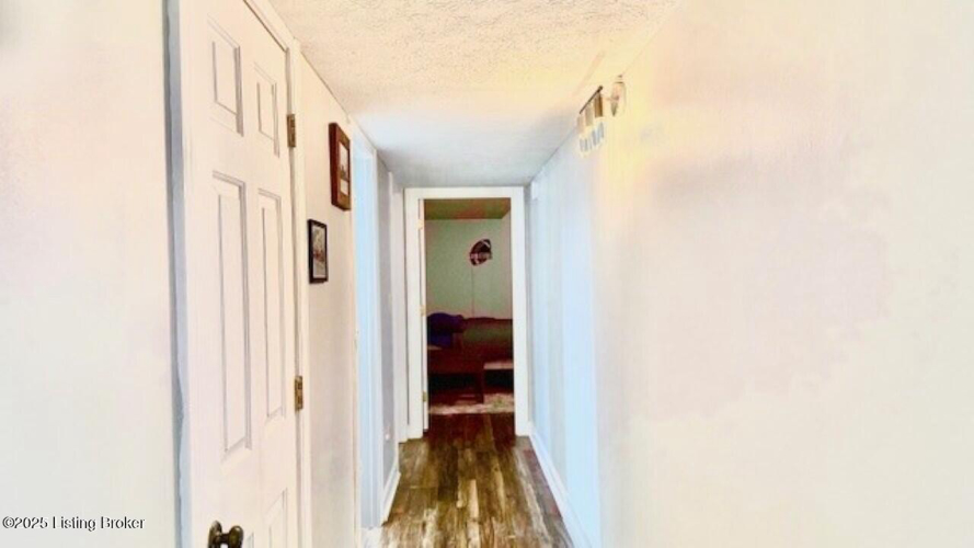 Listing Image 36