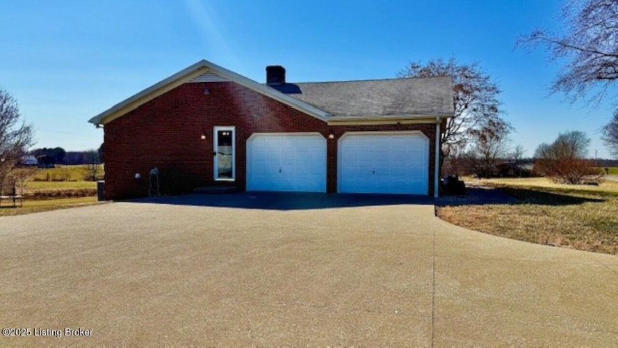 Listing Image 44