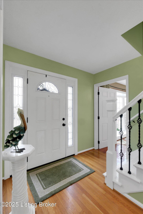 Listing Image 11