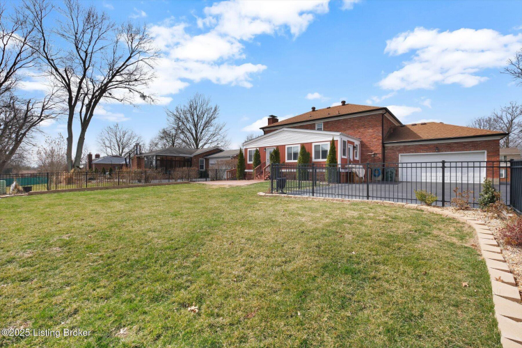 Listing Image 83