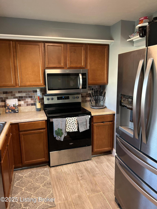 Listing Image 19