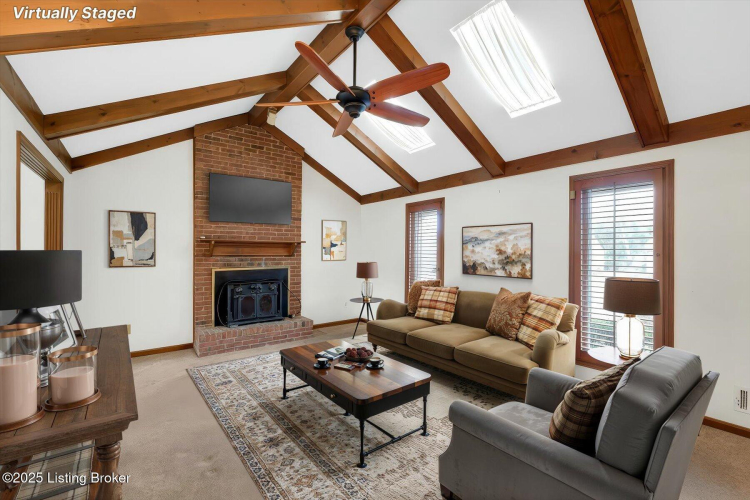 Listing Image 12
