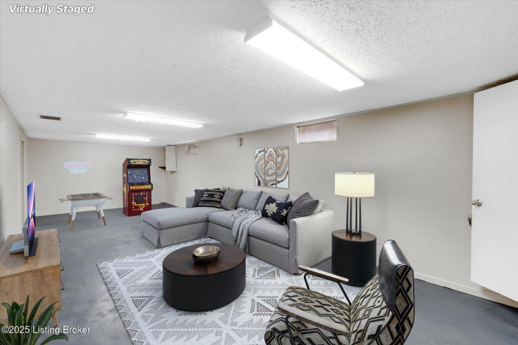Listing Image 49