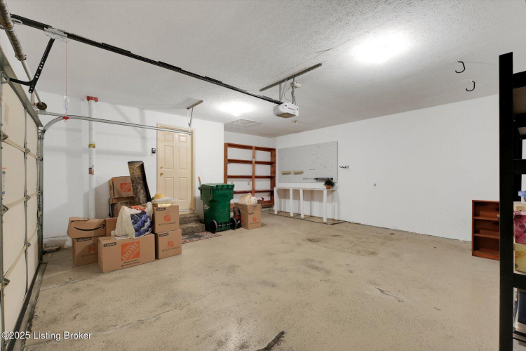 Listing Image 59