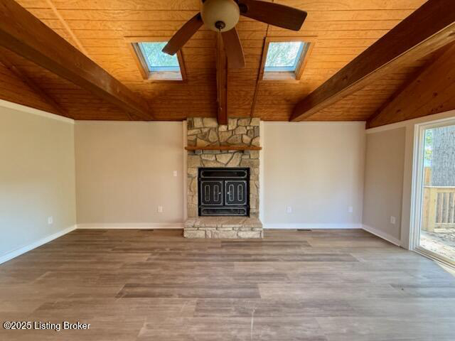 Listing Image 8