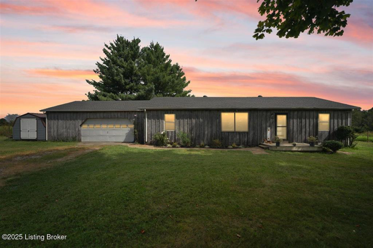 Listing Image 16