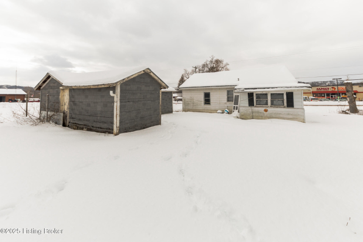 Listing Image 10