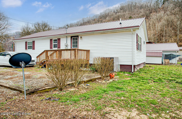 Listing Image 6