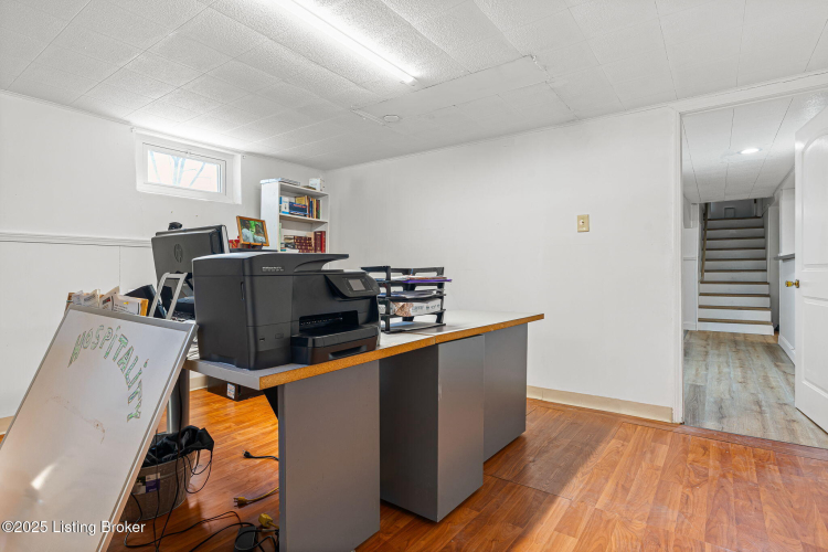 Listing Image 27