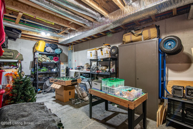 Listing Image 56