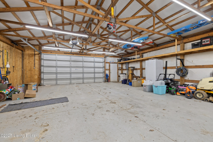 Listing Image 41