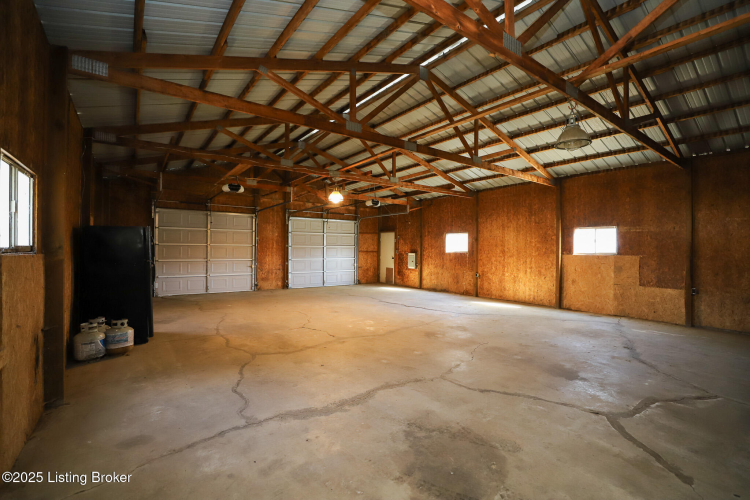 Listing Image 25